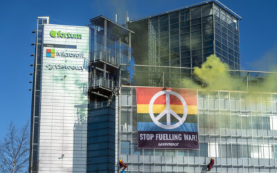 STOP fuelling war!